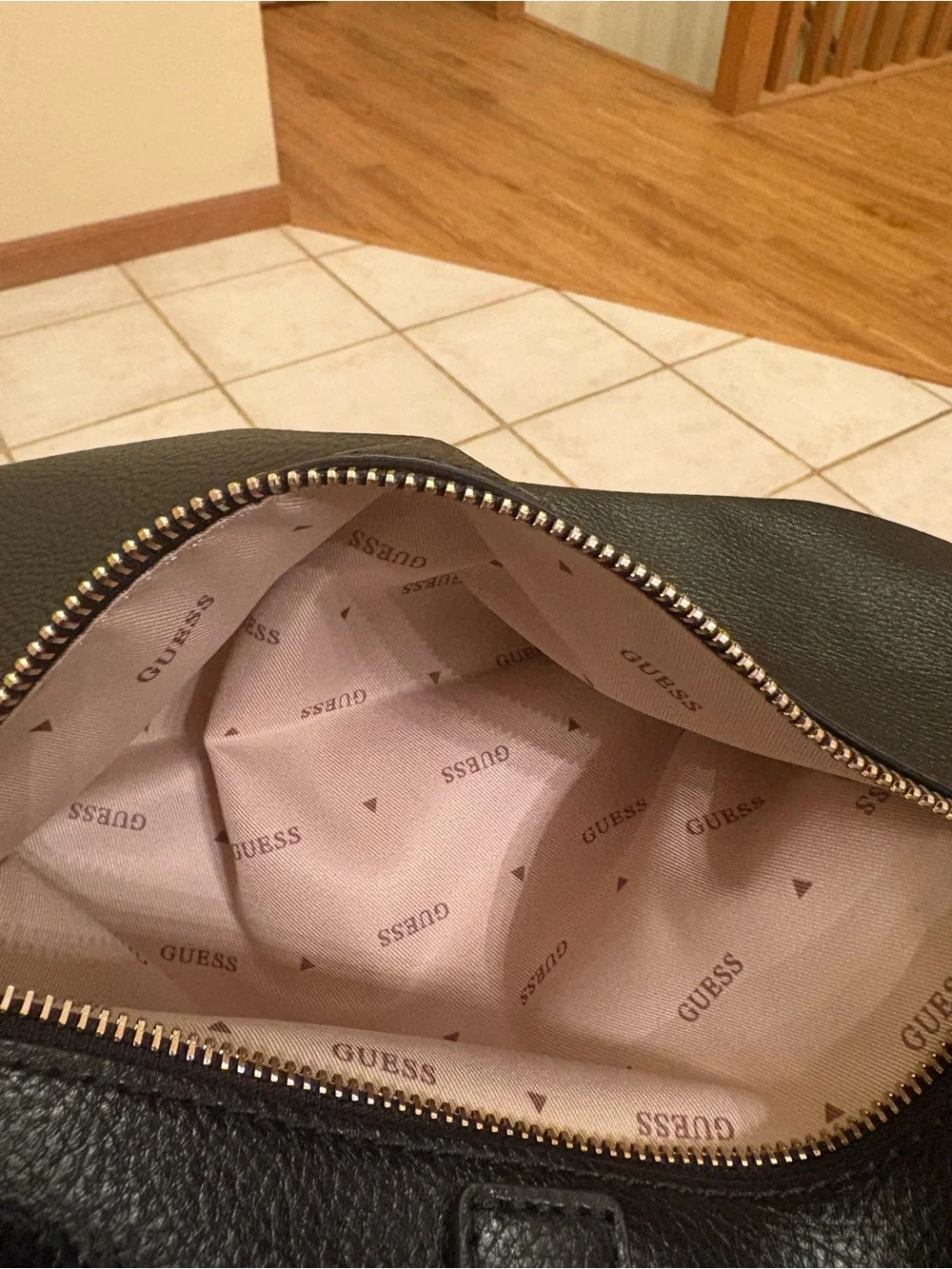 Guess brooke hobo